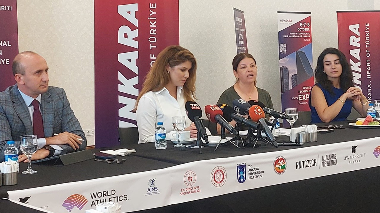 Ankara’da uluslararası yarı maratona hazırlanıyor