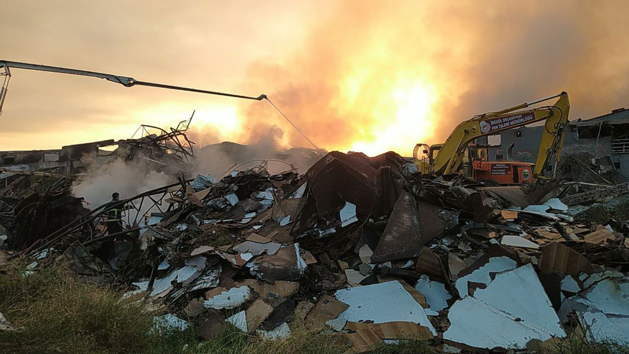Bursa'da sanayi bölgesinde korkutan yangın