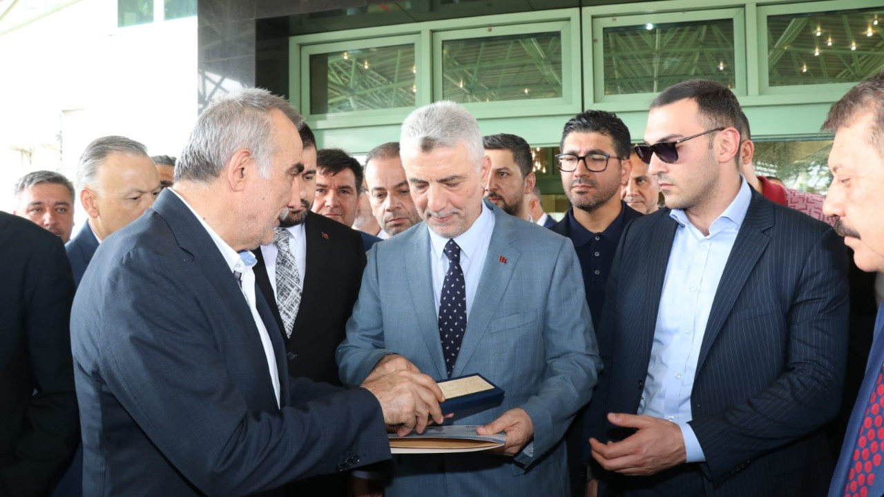 ATO'dan yangın mağduru geri dönüşümcülere destek