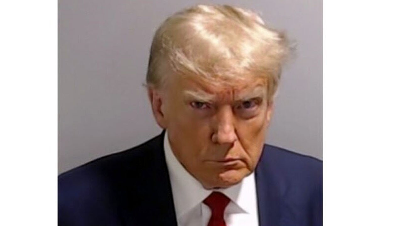 Trump, sabıka fotoğrafı çekilen ilk ABD başkanı oldu