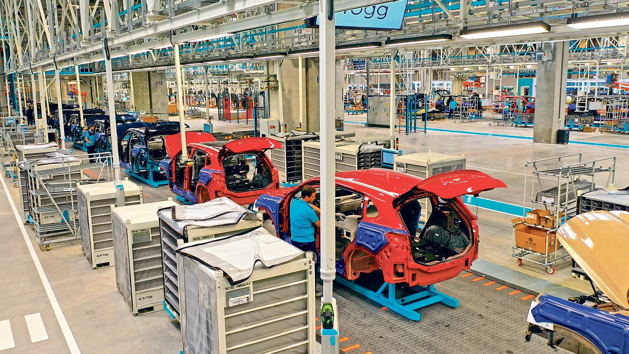 Togg üretimde vites artırdı, fabrika çift vardiyaya geçiyor