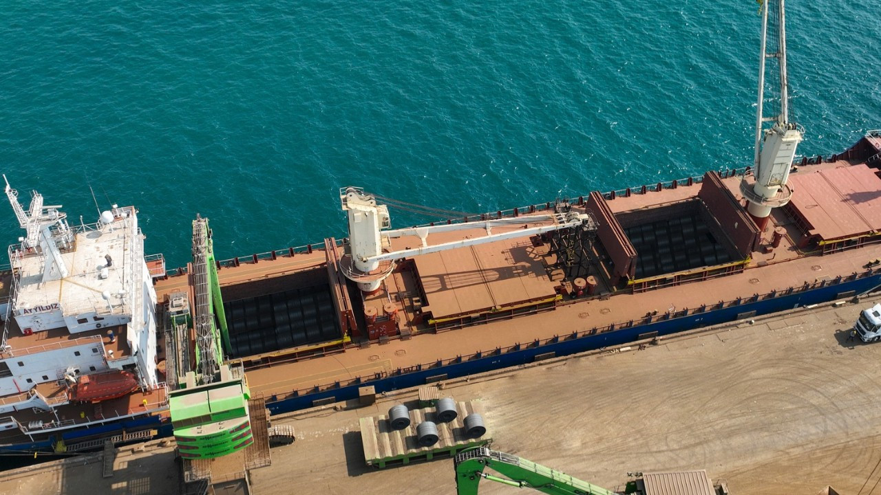 Tosyalı Demir Çelik Sarıseki Tesisi ilk ihracatını yaptı