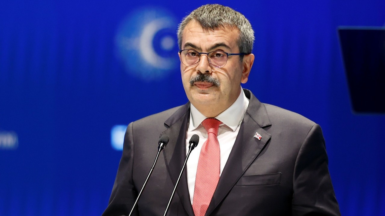 Bakan Tekin'den 'Ara tatiller kaldırılacak mı?' sorusuna yanıt