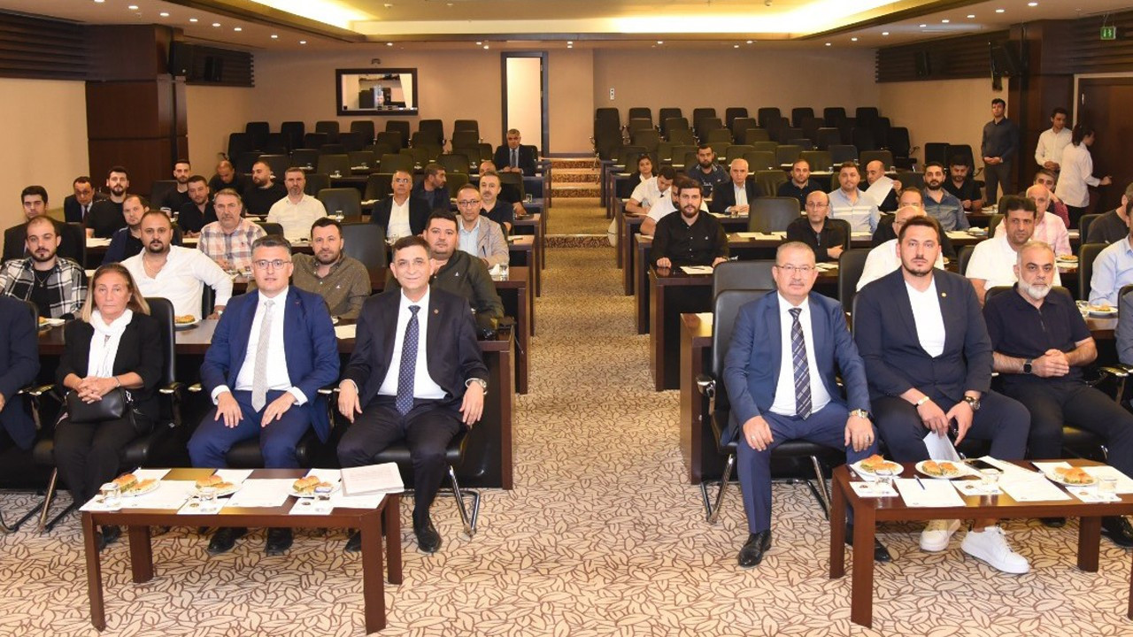 Gaziantep’te ayakkabı sektörünün geleceği masaya yatırıldı