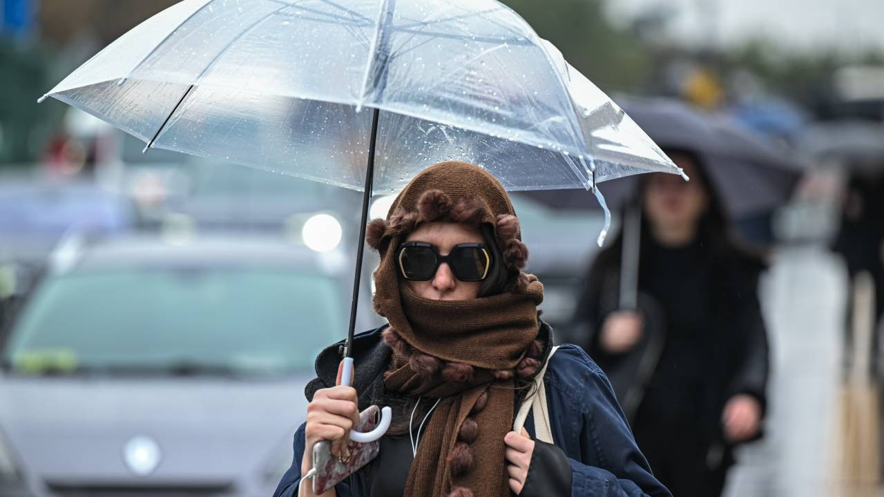 Meteoroloji ve AFAD'dan 55 il için uyarı: Sarı ve turuncu kodlu uyarı verildi