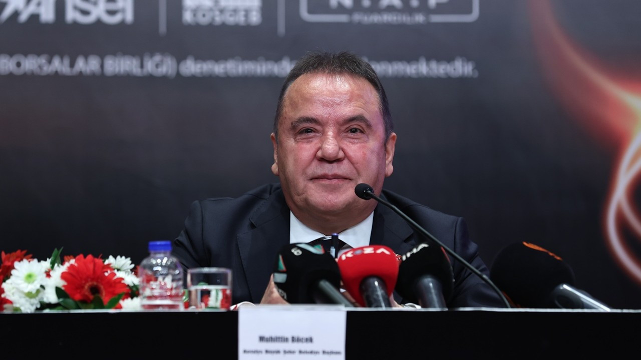 Yerel seçim yaklaşıyor: Antalya’da CHP’nin adayı kim olacak? Muhittin Böcek mi, Ümit Uysal mı?