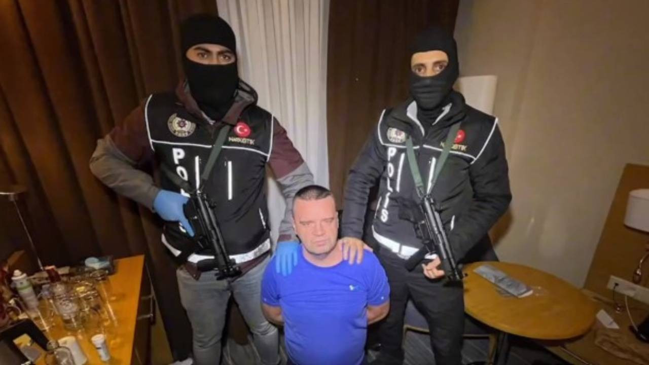 Son dakika: Kırmızı bültenle aranan suç örgütü lideri Shaun Monaghan İstanbul'da yakalandı