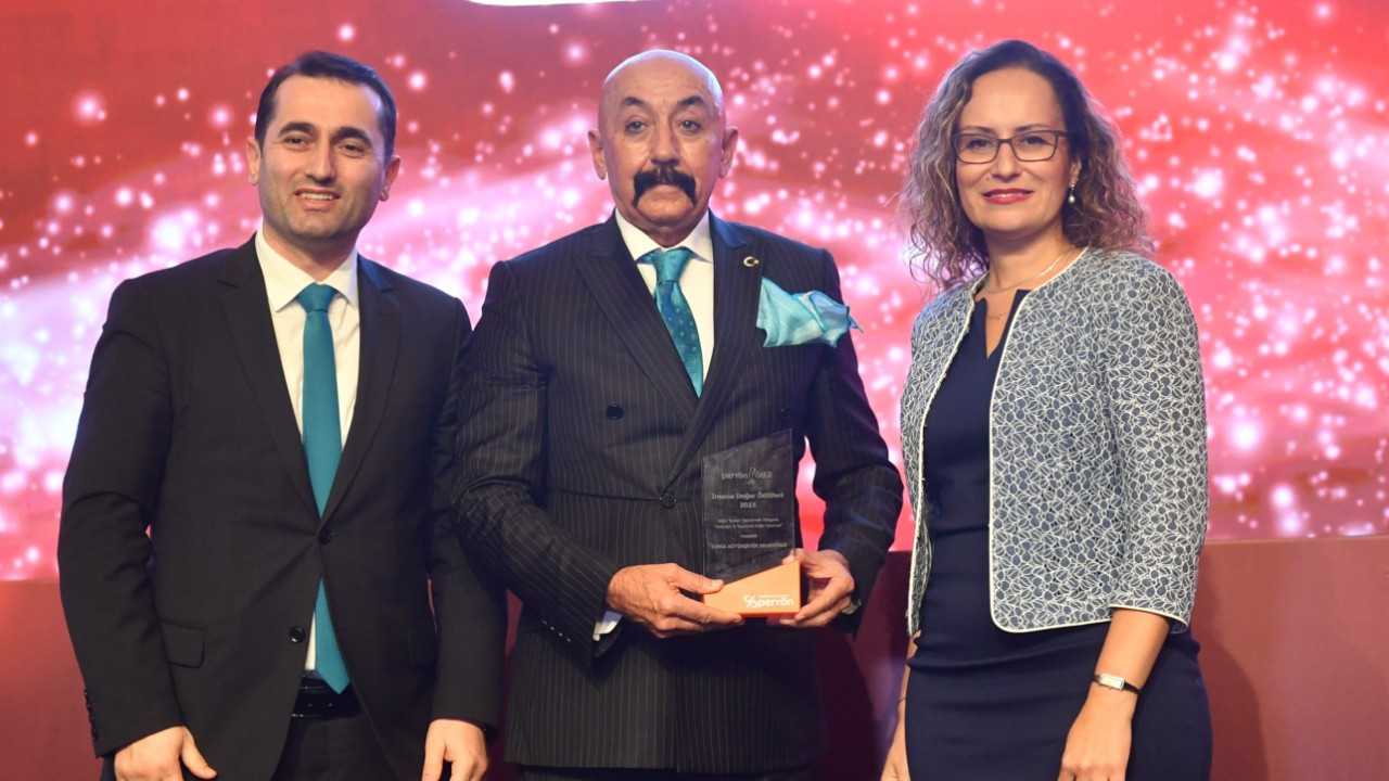Bursa Büyükşehir’e ‘Yalın Belediyecilik’ ödülü