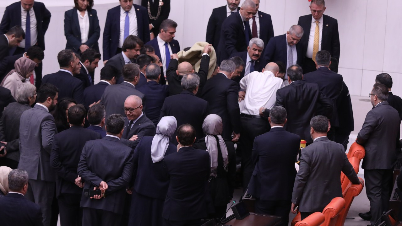 TBMM Genel Kurulu Saadet Partili Hasan Bitmez'in vefatı nedeniyle bugün çalışmayacak