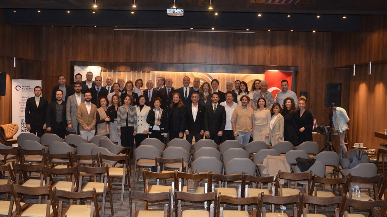 'Aile şirketlerinde devir; huzur, barış ve liyakat esaslı olmalı'