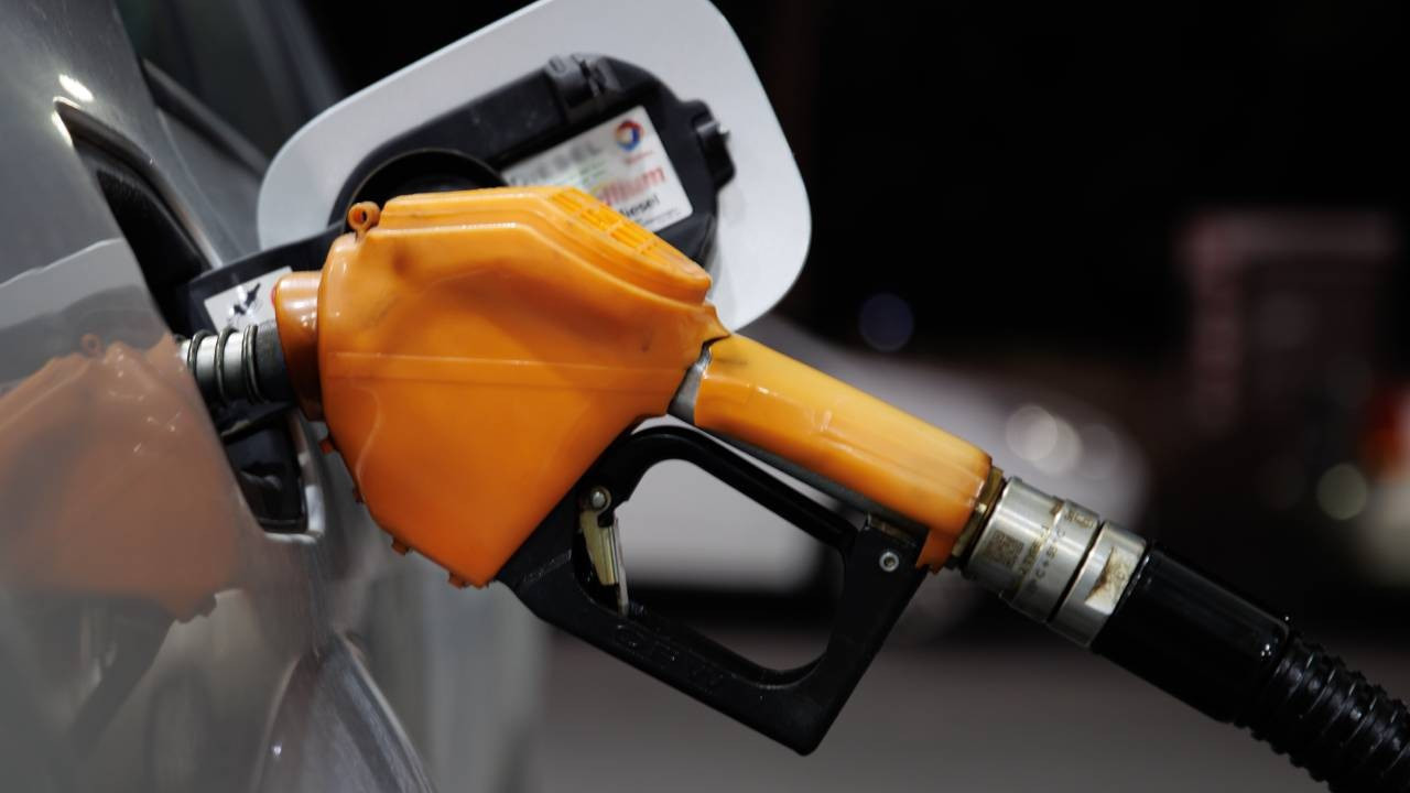 Son dakika: Akaryakıtta ÖTV düzenlemesi! Benzin, motorin ve LPG'ye zam 1 saat içinde pompaya yansıdı