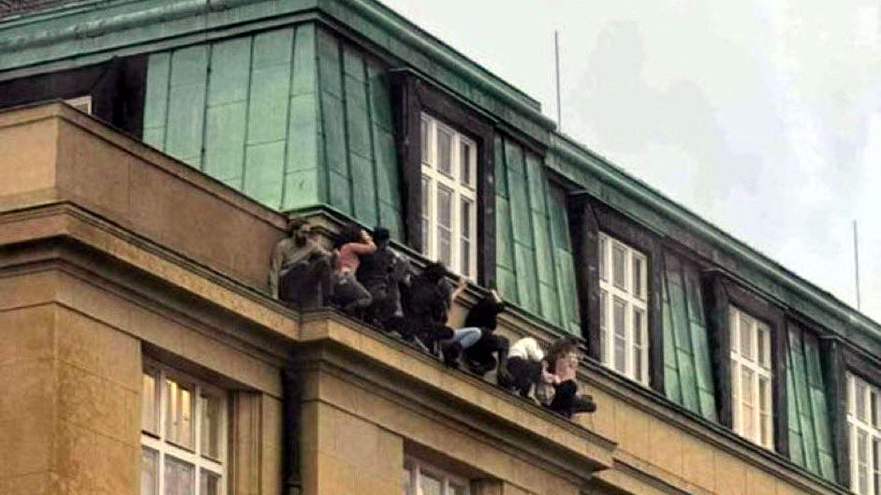 Çekya'da üniversitede katliam: 15 ölü