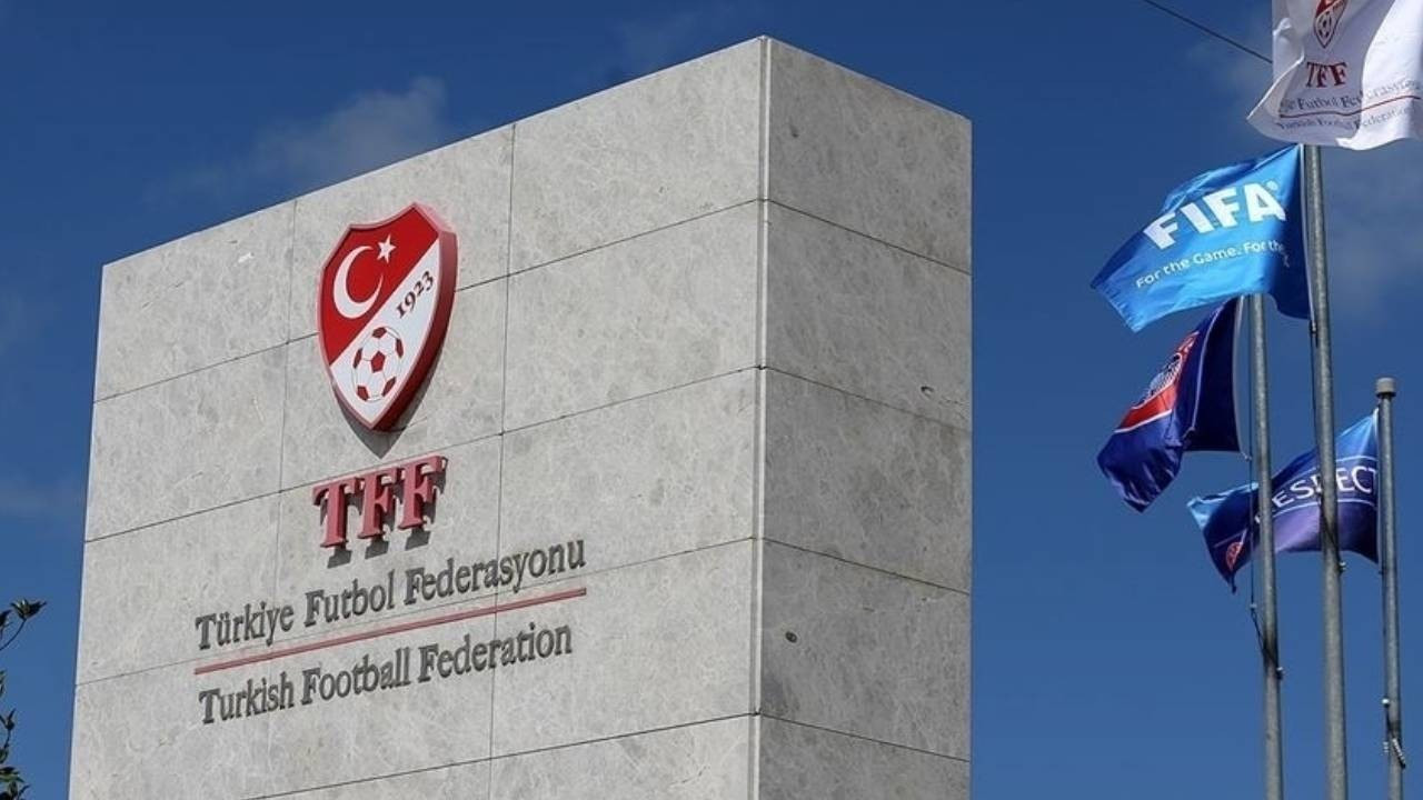 Fenerbahçe ve Beşiktaş PFDK'ya sevk edildi