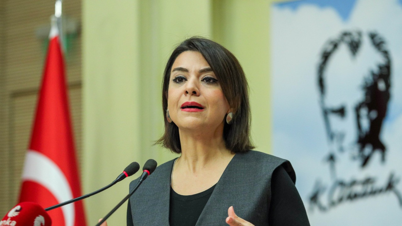 CHP: Zam daha ilk aydan eridi, emeklilerin bayram ikramiyesi 15 bin lira olmalı