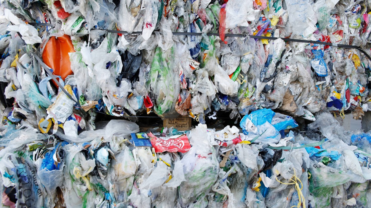 170’ten fazla ülke toplanıyor: Plastik krizinde küresel anlaşma sağlanacak mı? 170’ten fazla ülke toplanıyor: Plastik krizinde küresel anlaşma sağlanacak mı?