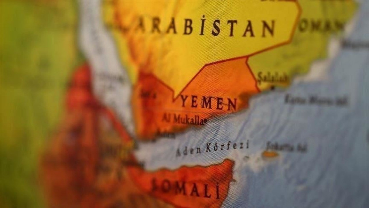 Husiler, Yunanistan'a ait gemiyi vurdu