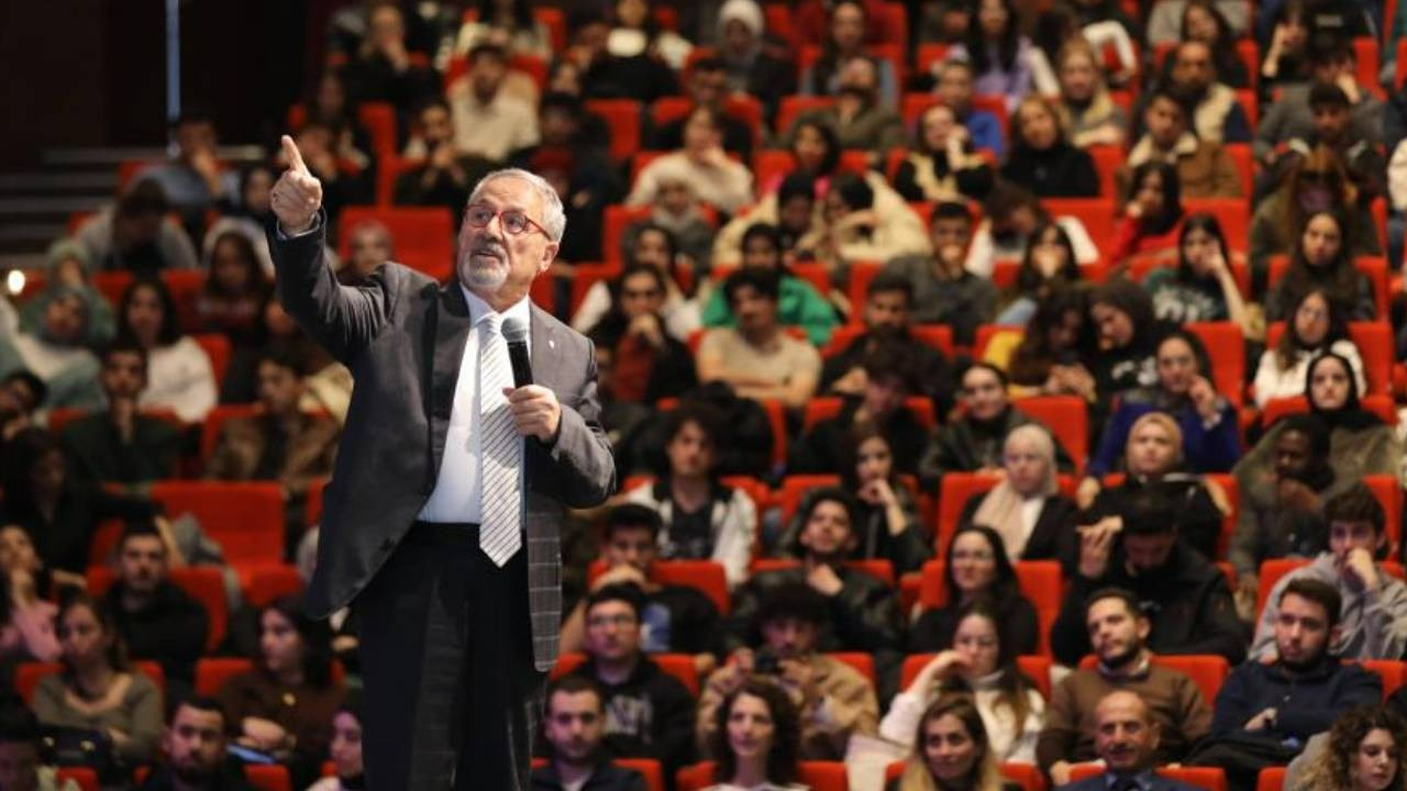Deprem bilimci Prof. Dr. Naci Görür, "Yıllardır söylediklerimizi söylüyorlar" dedi ve çağrı yaptı