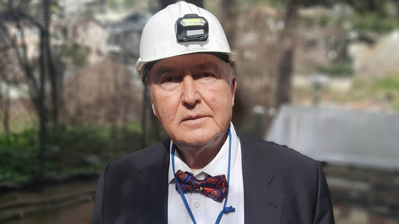 Prof. Dr. Ercan'dan TOKİ tepkisi: Depremzedeler konut bekliyor, buna ne gerek var?