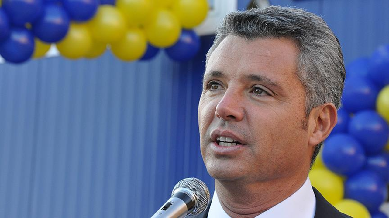 Sadettin Saran'dan açıklama: Ali Koç lehine adaylıktan çekildi