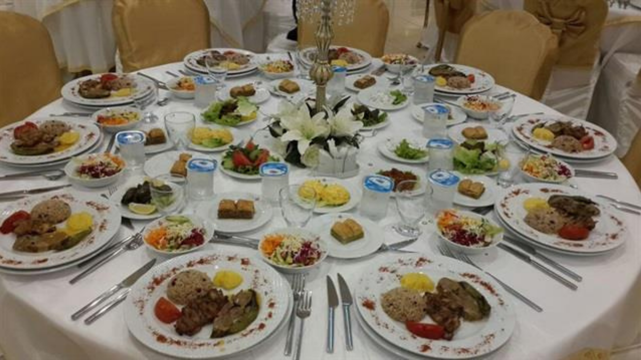 Düğün sezonu açıldı: Düğün yemeklerinin fiyatı ikiye katlandı