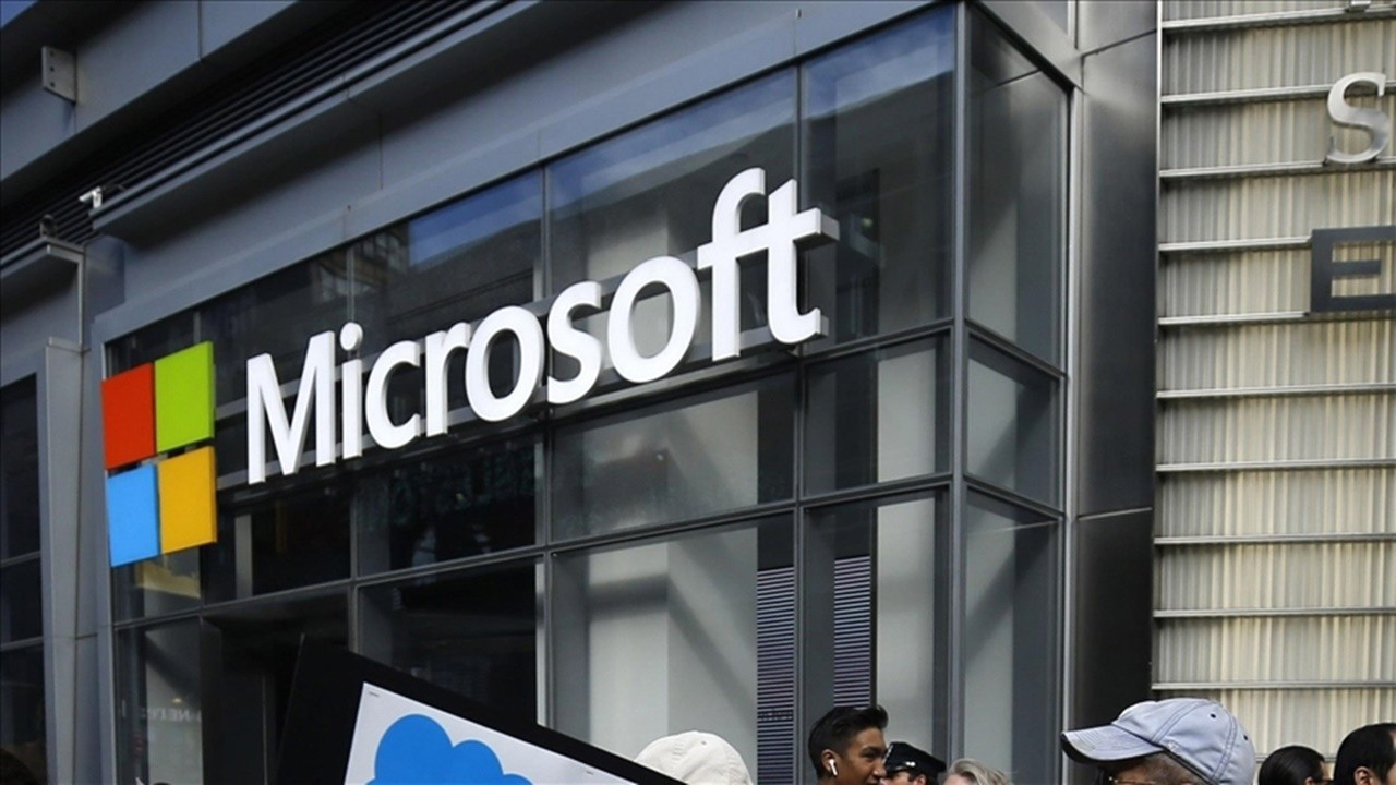 Microsoft, Fransa'ya 4 milyar Euro yatırım yapacak