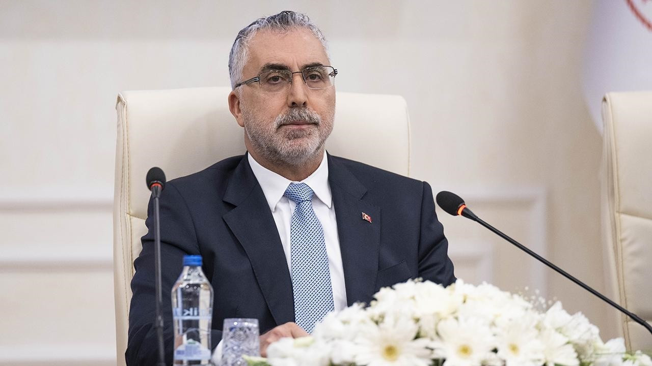 Bakan Işıkhan, iş arayanları İŞKUR'a davet etti
