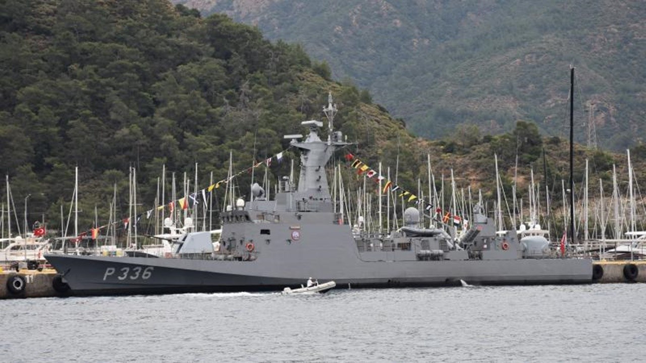 Savaş gemisi TCG Zıpkın ziyarete açıldı