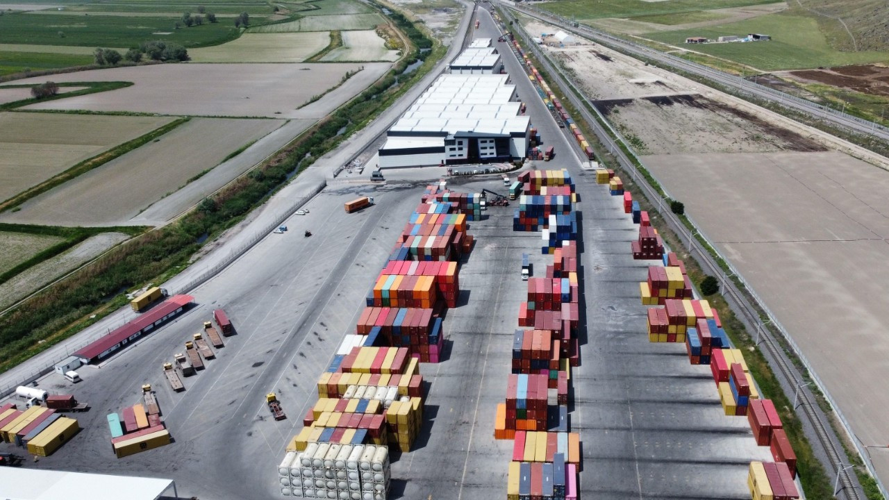 Boğazköprü-Mersin hattında kapanan 45 kilometre Anadolu sanayicisinin ihracatına ilave yük getirdi