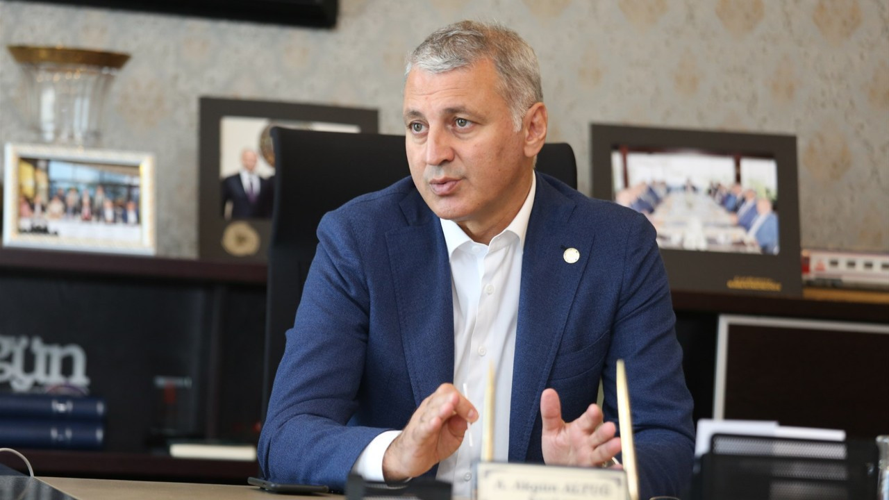 'Cep telefonlarına daha da kolay ulaşılmasının önü açılmalıdır'