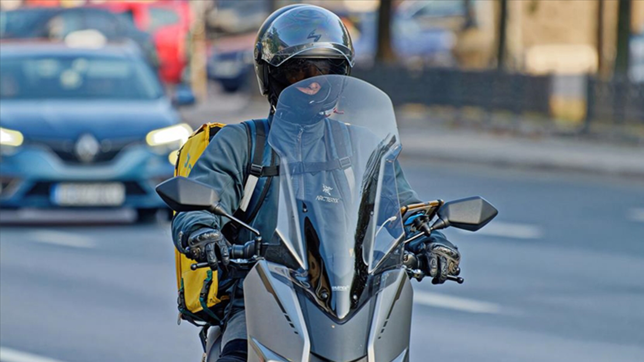 Market ve yemek kuryelerine büyük zam: Kazançları ne kadar oldu?