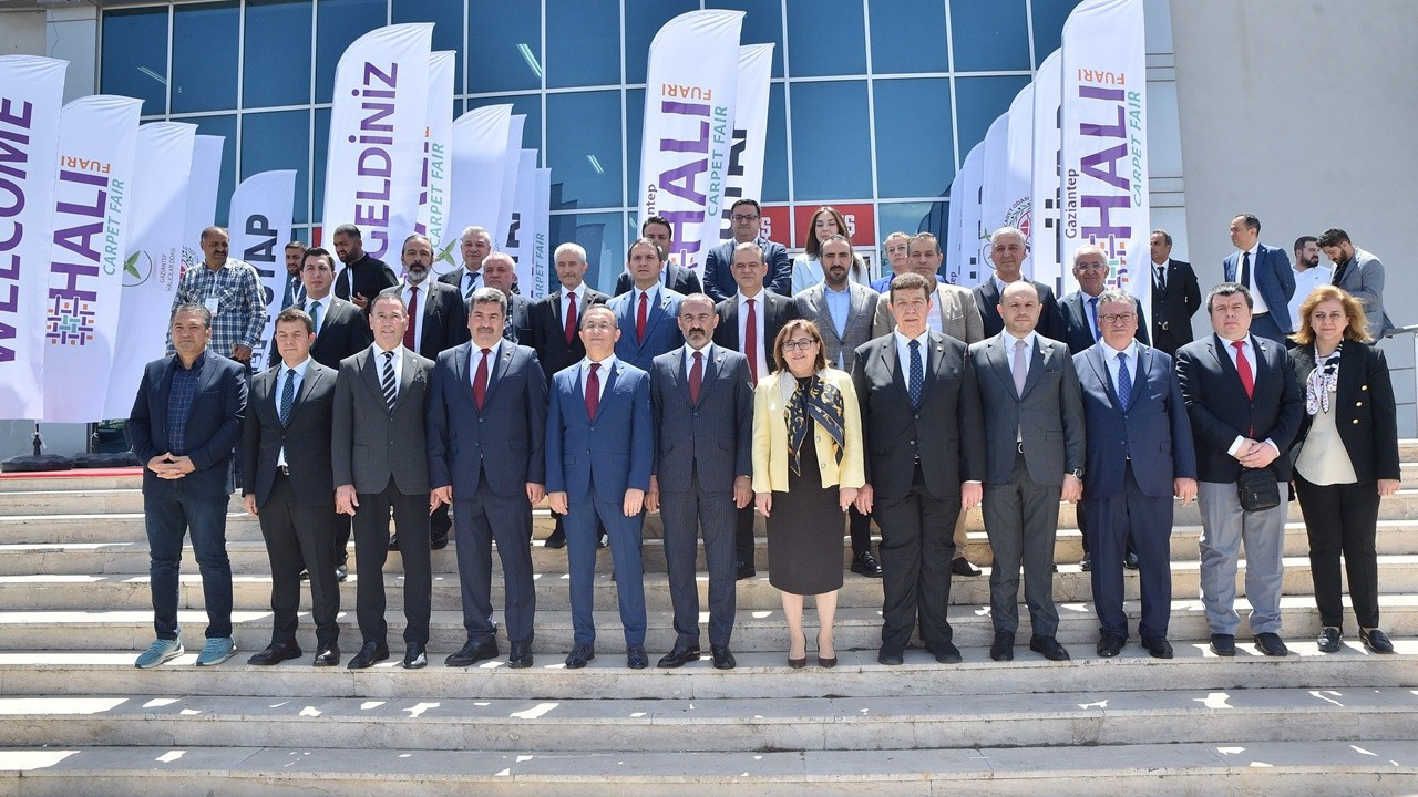 Türk halı sektörünün güçlü markaları Gaziantep Halı Fuarı’nda bir araya geldi