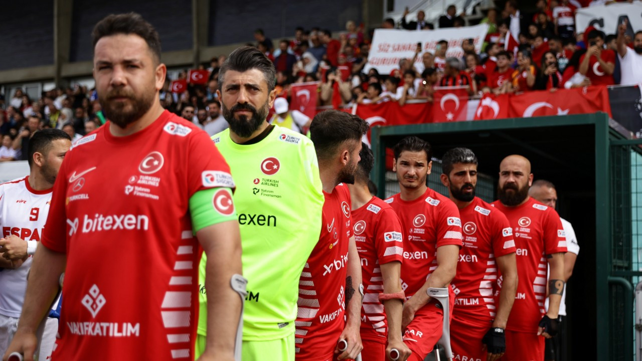 Türkiye üst üste üçüncü kez şampiyon!