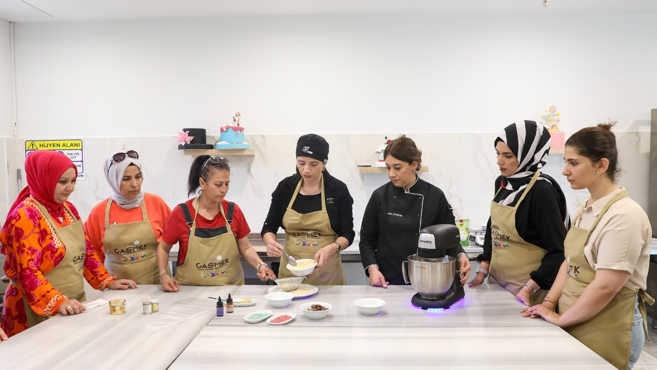 GASMEK kadınlara meslek edindiriyor
