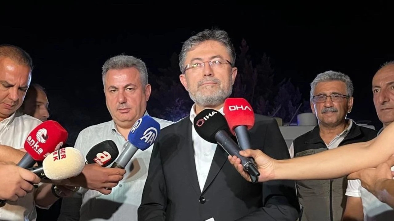 Bakan Yumaklı açıkladı: İzmir Menderes’teki yangın hobi bahçesinden çıktı