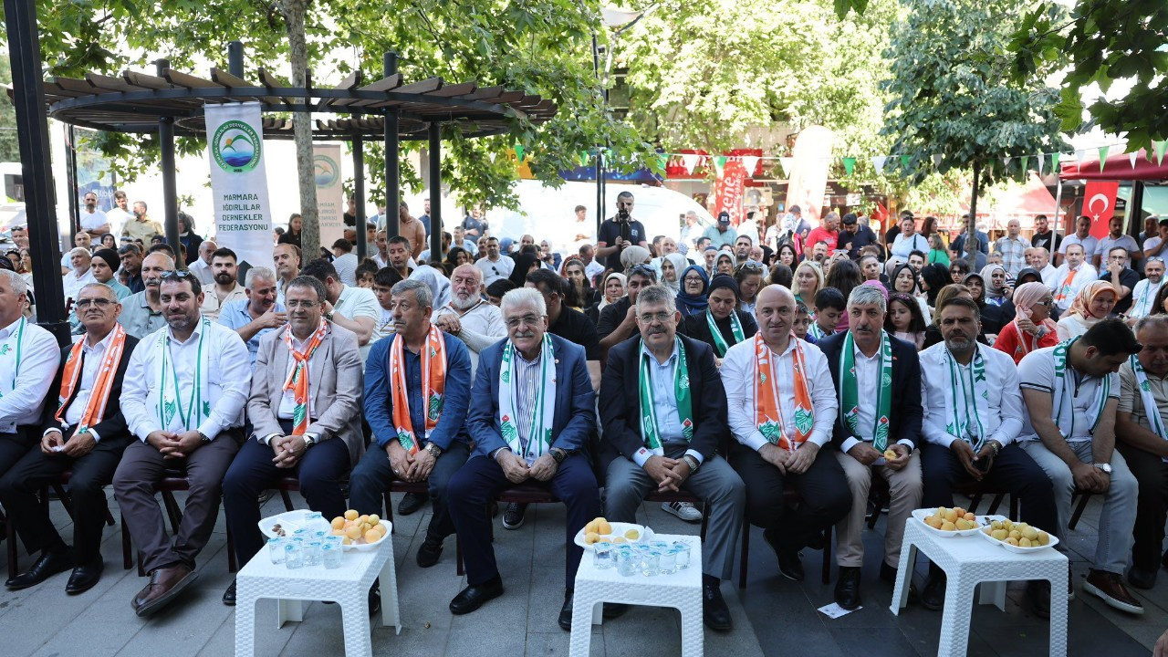 Iğdır Kayısı Festivali coşkulu başladı