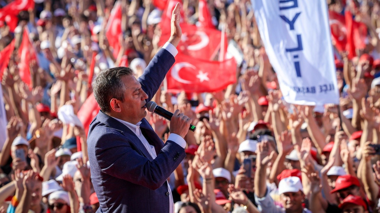 Özgür Özel: 25 bin liranın altındaki asgari ücreti kabul etmiyoruz