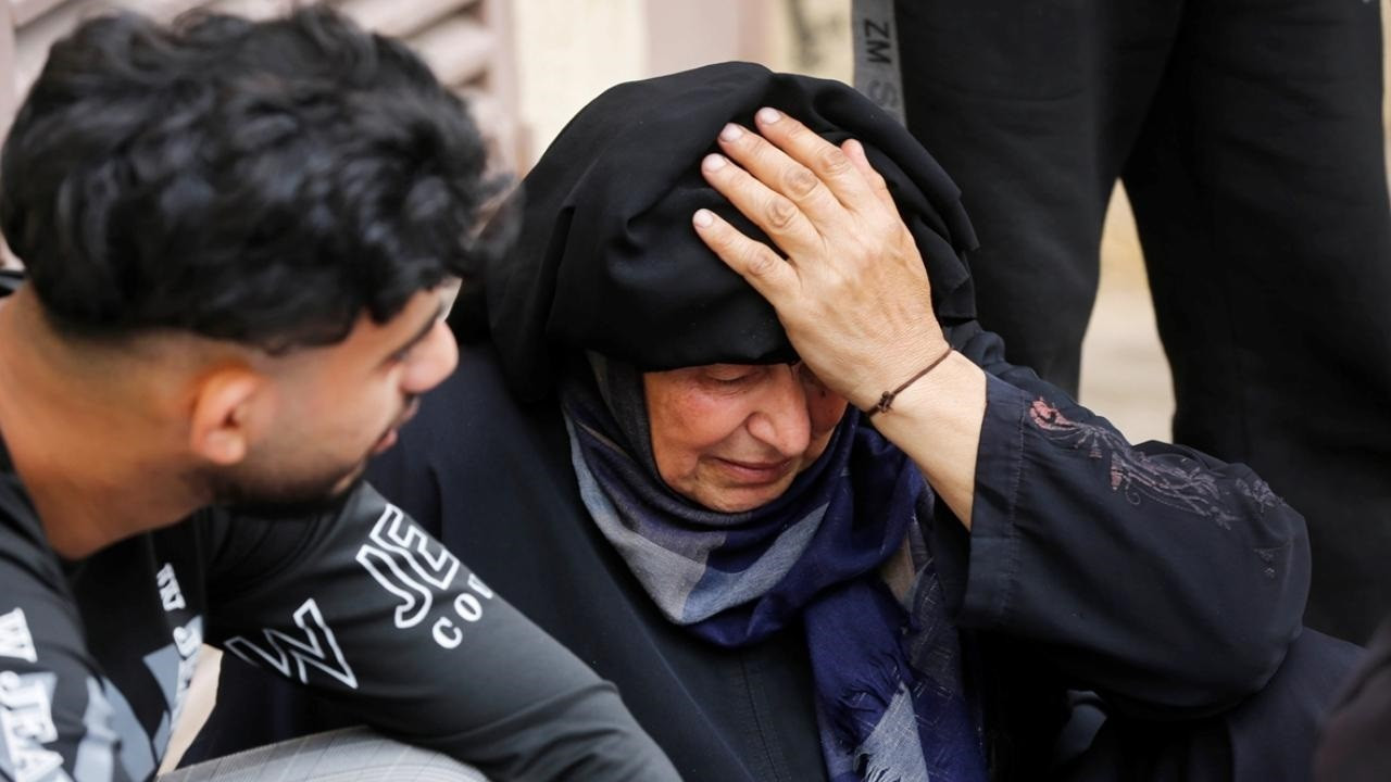 İsrail'in saldırılarını sürdürdüğü Gazze’de can kaybı 38 bin 153’e çıktı