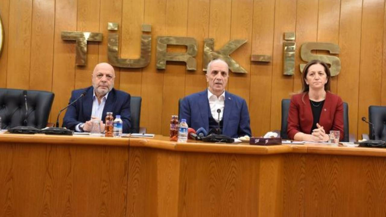 Sendikalardan asgari ücret ve en düşük emekli aylığı talebi: Acilen artırılmalı