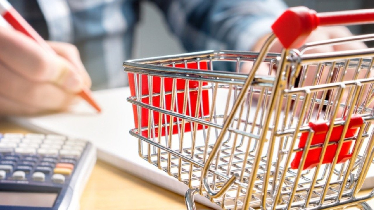 Ticaret satış hacmi azalırken, perakende satış hacmi arttı