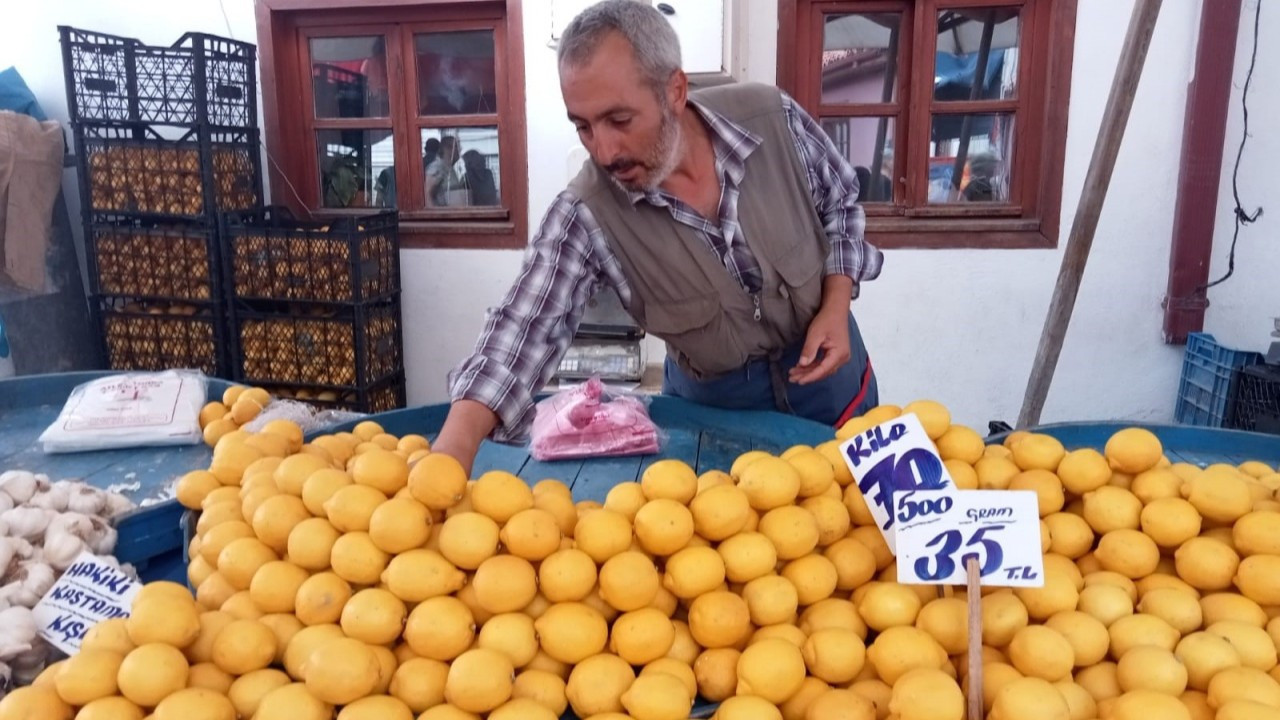 Limonun fiyatı uçtu: Kilosu pazarda bile 70 lira