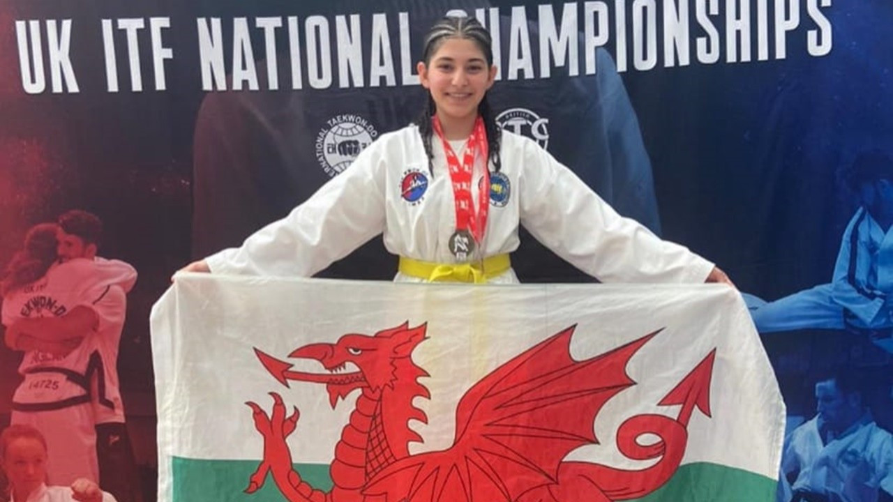 Elmaksan’ın sponsor olduğu Suruçlu kick boksçunun hedefi, dünya şampiyonluğu