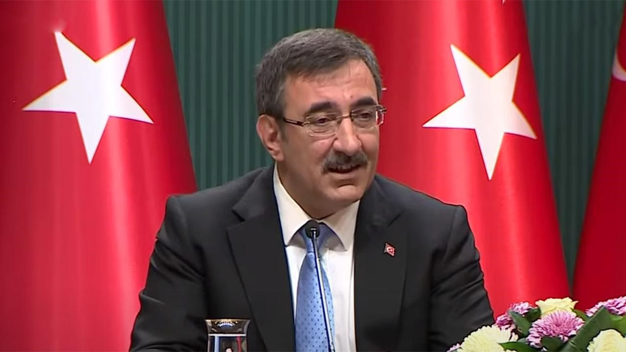 Emeklilik sistemi değişiyor mu? Cumhurbaşkanı Yardımcısı'ndan net yanıt