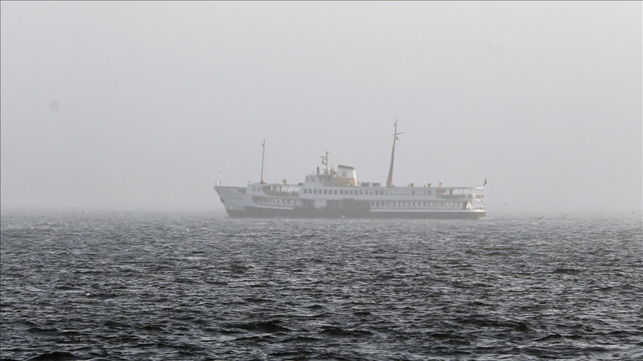 İstanbul'da vapur seferlerine hava engeli