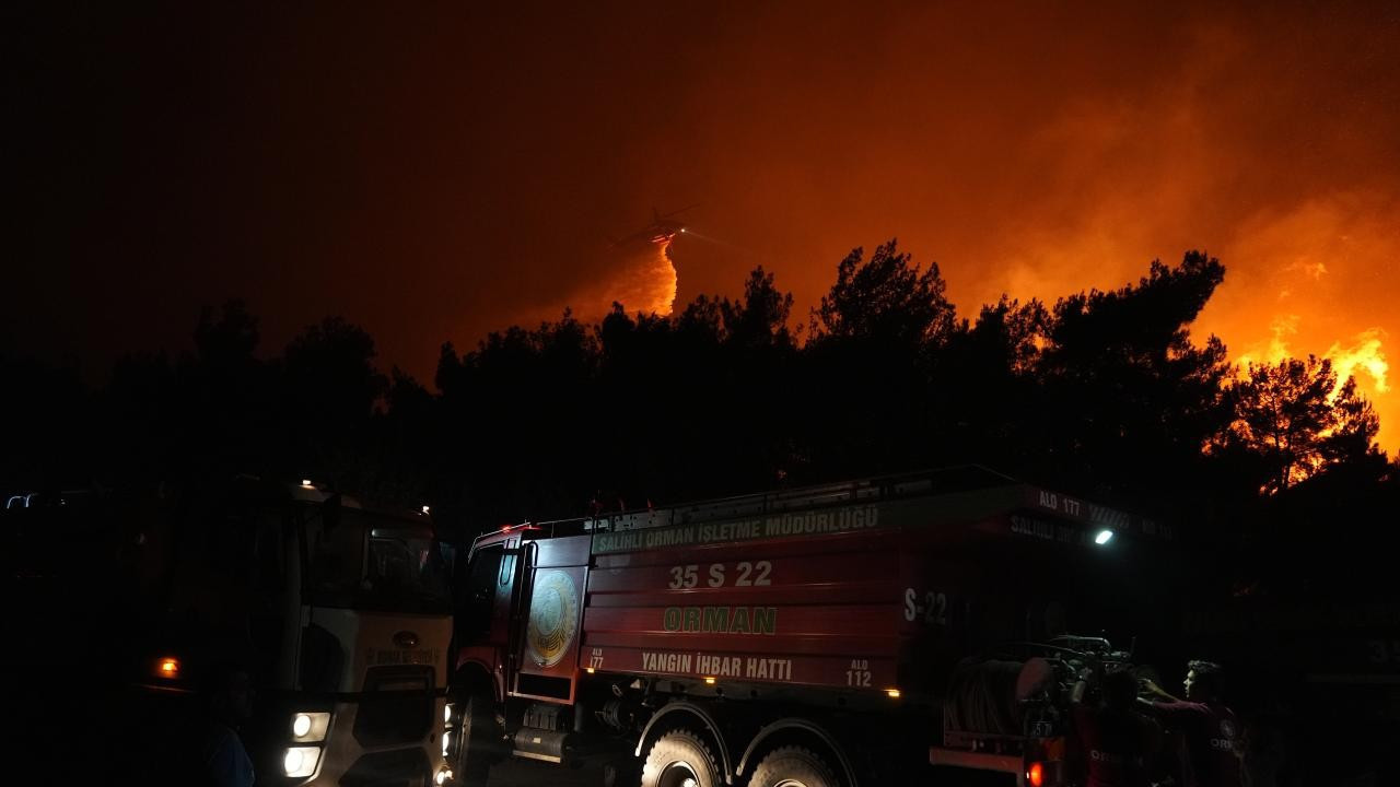 İzmir felaketi uyarıyor: Yanıcı yapılar, şehirleri ateşe veriyor