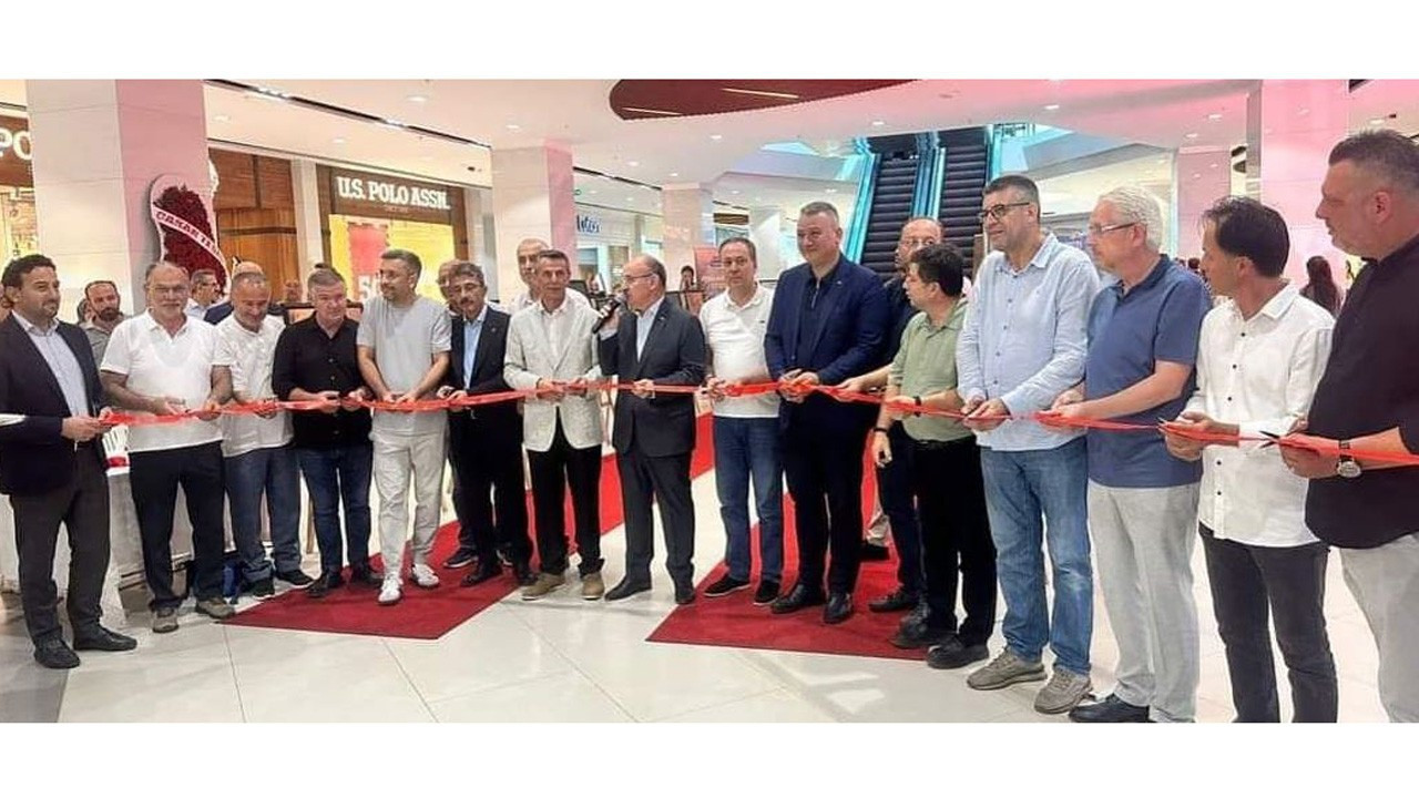 Sapanca Gölü Su Altı Fotoğrafları sergisi yoğun katılımla açıldı