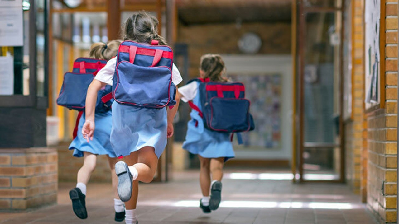 MEB'den okul formalarına yeni kurallar: Serbest kıyafet uygulaması sona erdi