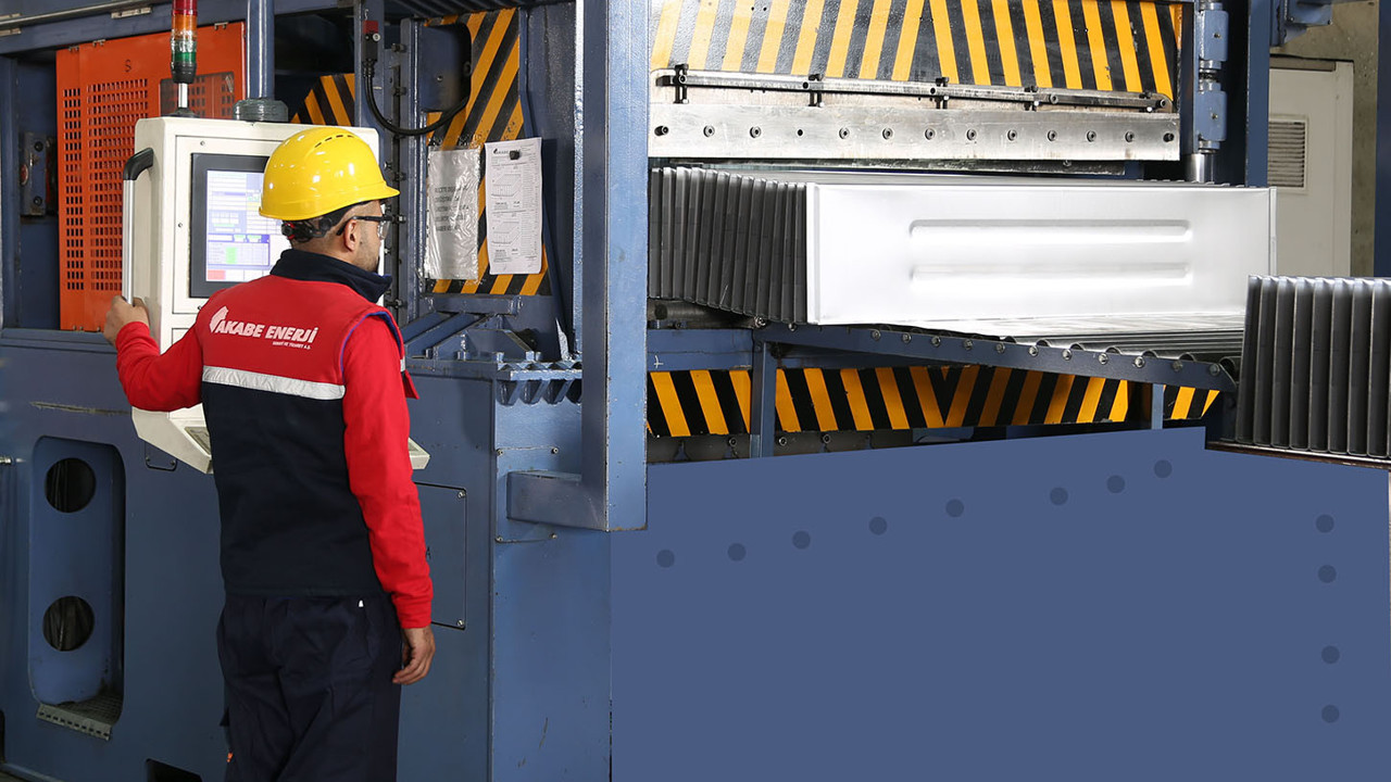 Akabe Enerji, yeni yatırımlarıyla kazanlarına en az 30 yıl korozyon garantisi sunuyor