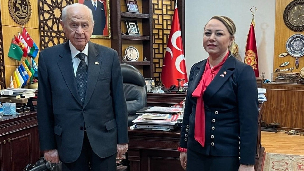 Aysun Bay, MHP'deki görevinden istifa etti