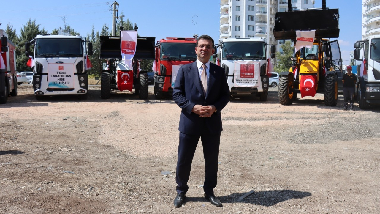 Ekrem İmamoğlu deprem bölgesinde: Bunların her birisinin elbette hesabı tutulacak