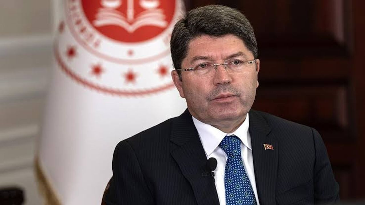 Bakan Tunç'tan kayıp Narin'e ilişkin açıklama: Dağ taş aranıyor ama maalesef bulamadılar